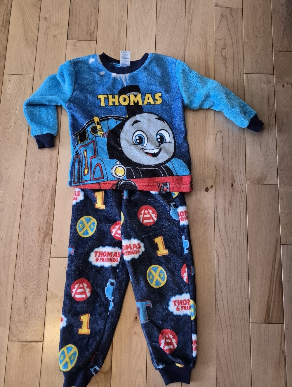 Boys Size 3T Thomas & Friends Kids Blue Fleece Pajama Set